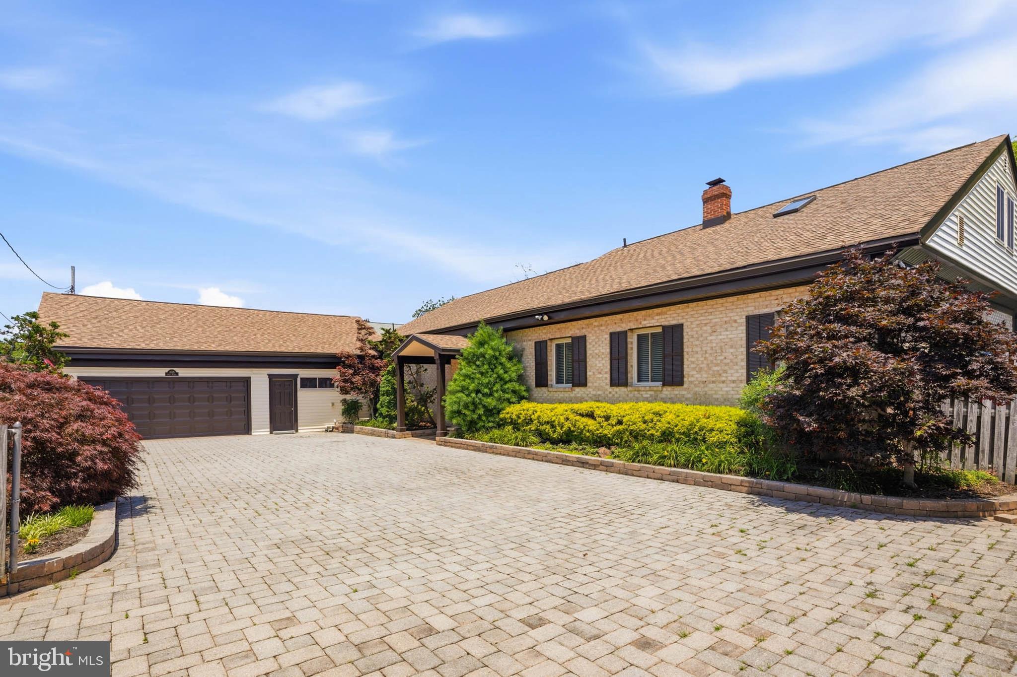 SELBY ON THE BAY - Residential