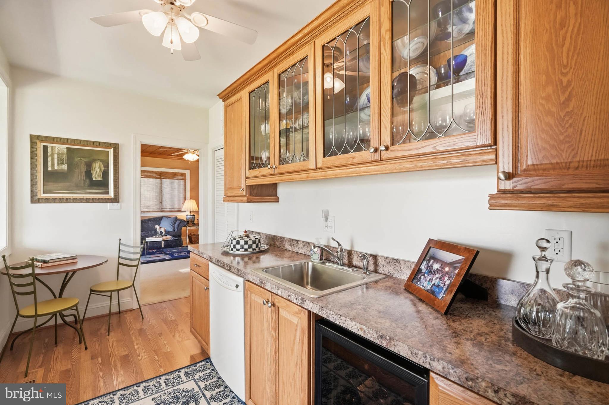 SELBY ON THE BAY - Residential