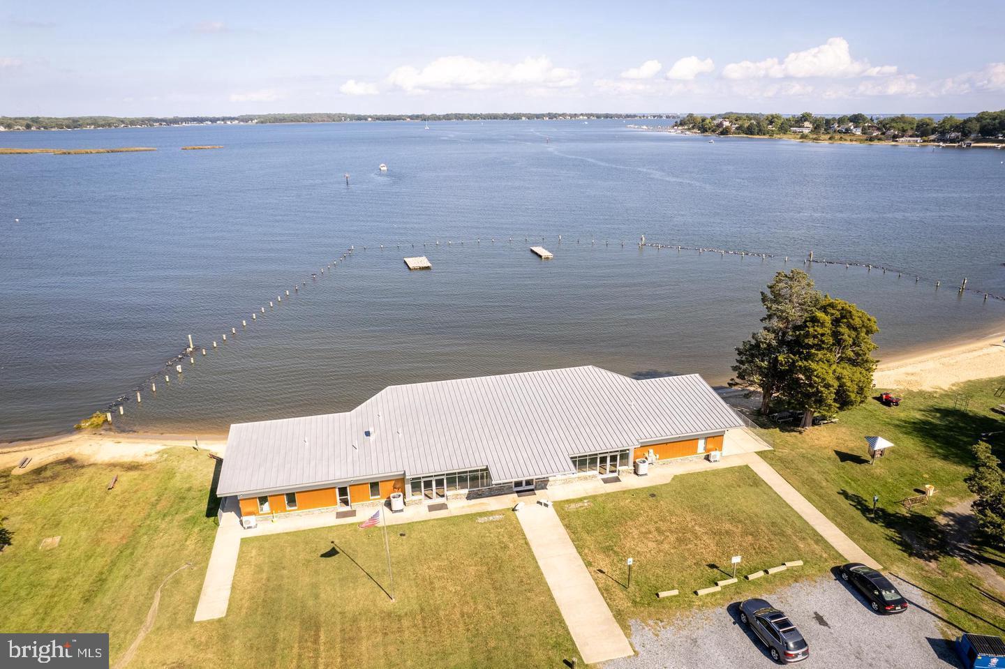 SELBY ON THE BAY - Residential
