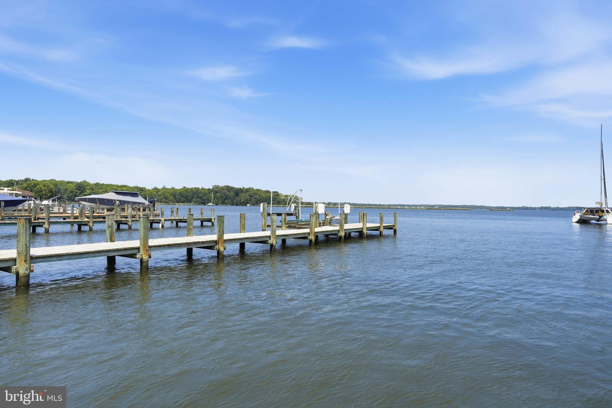 SELBY ON THE BAY - Residential