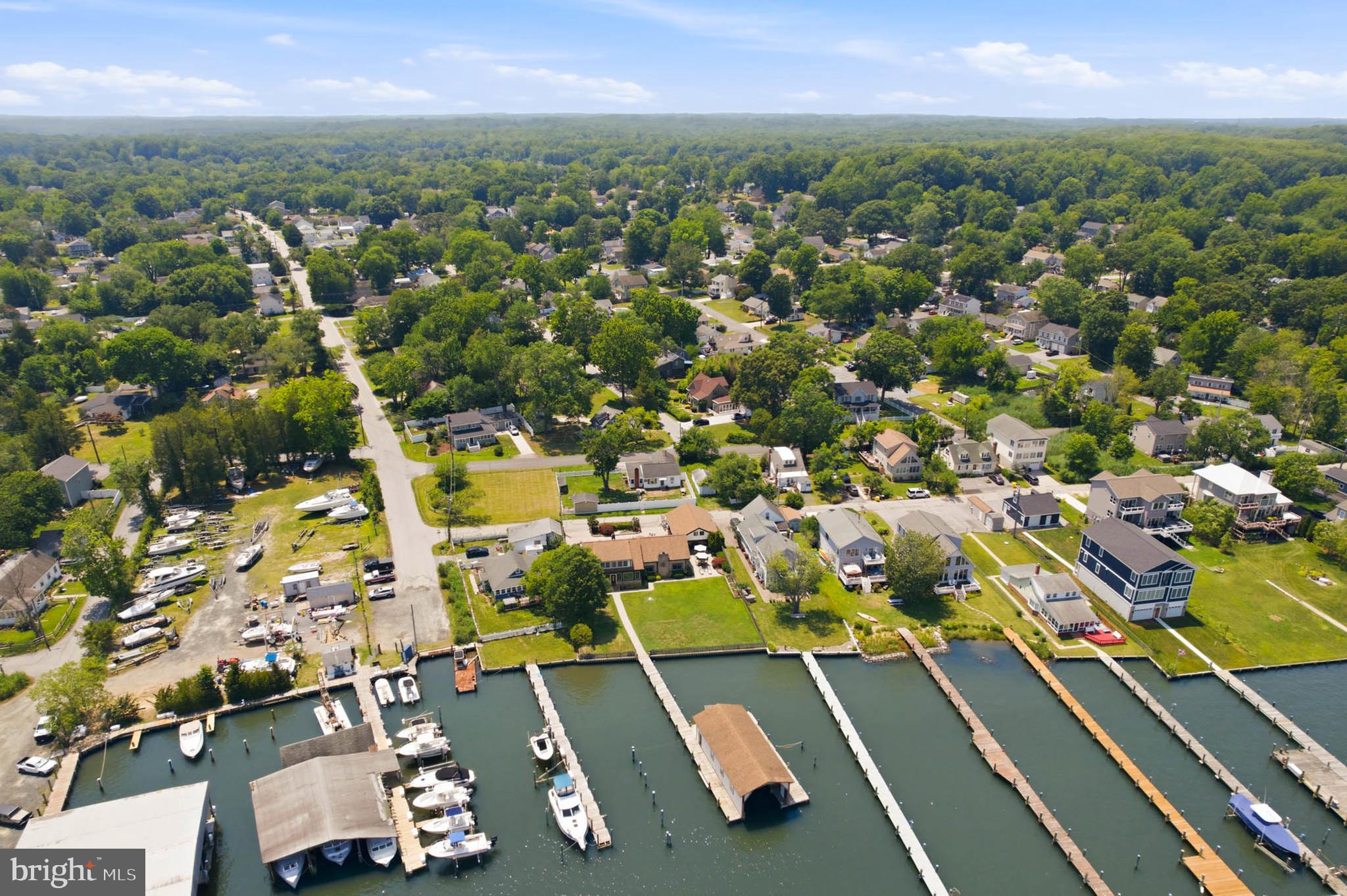 SELBY ON THE BAY - Residential
