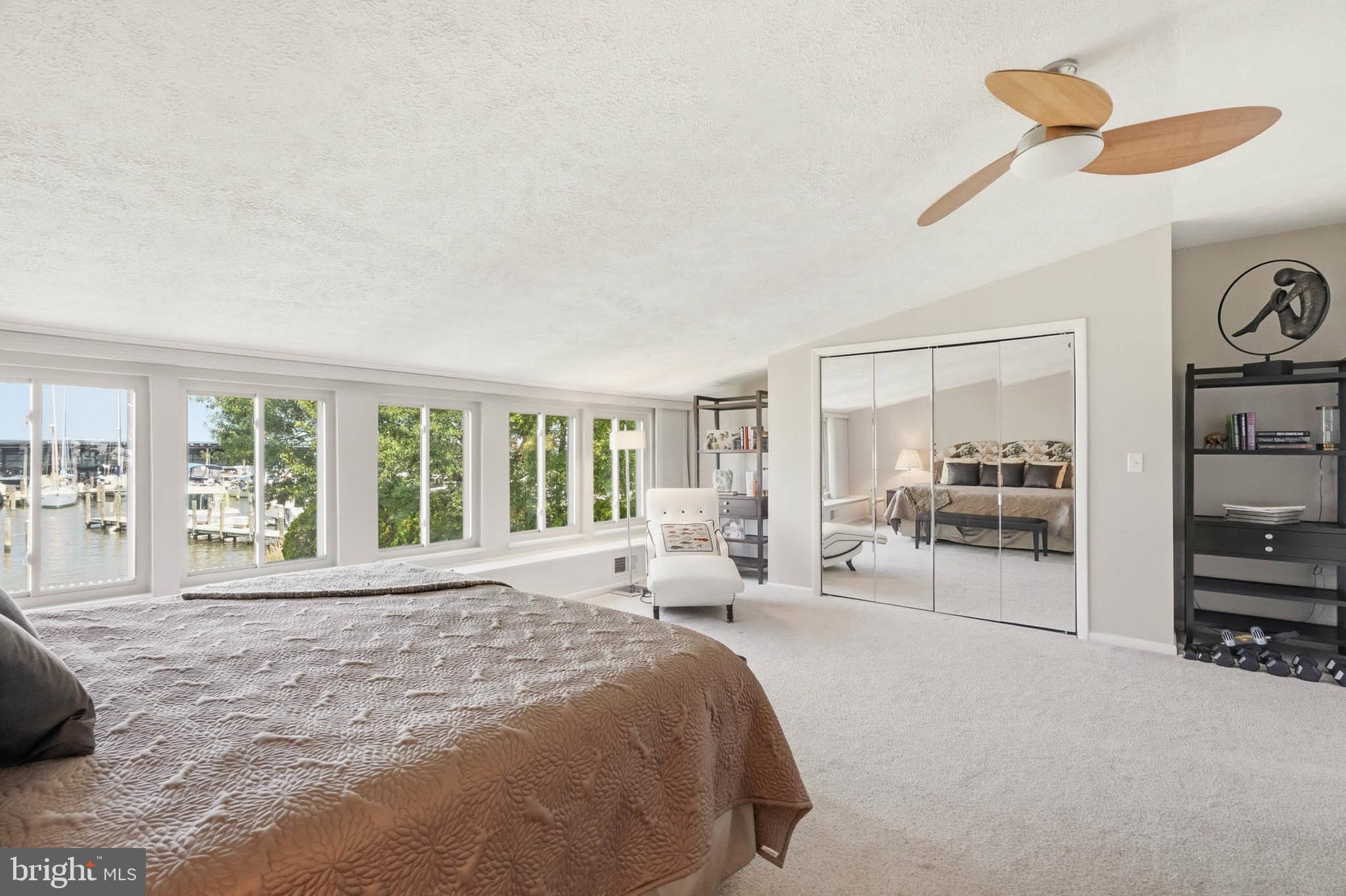 SELBY ON THE BAY - Residential