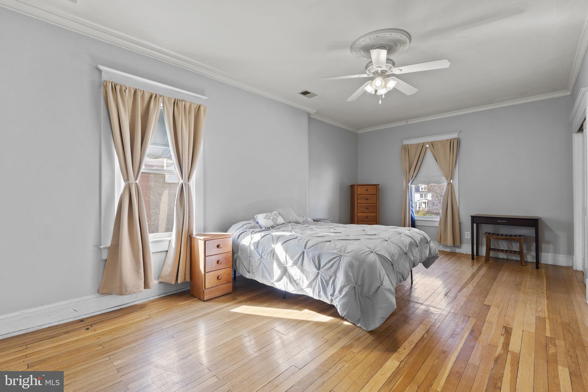 CHARLES TOWN - Residential