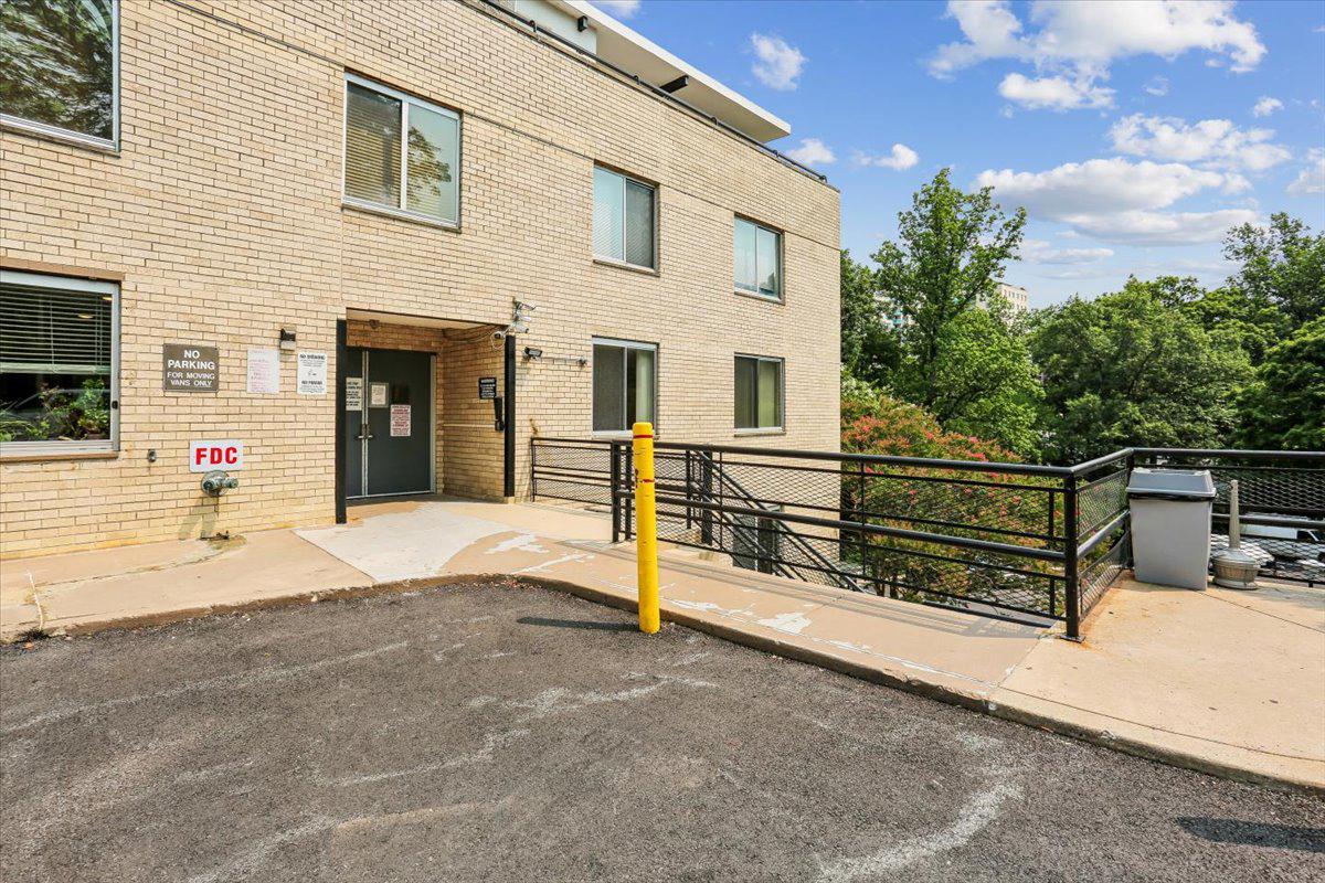 GROSVENOR PARK - Residential