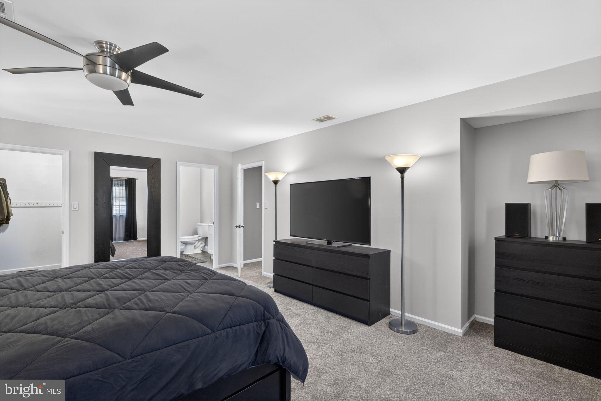 NORRITON WOODS - Residential