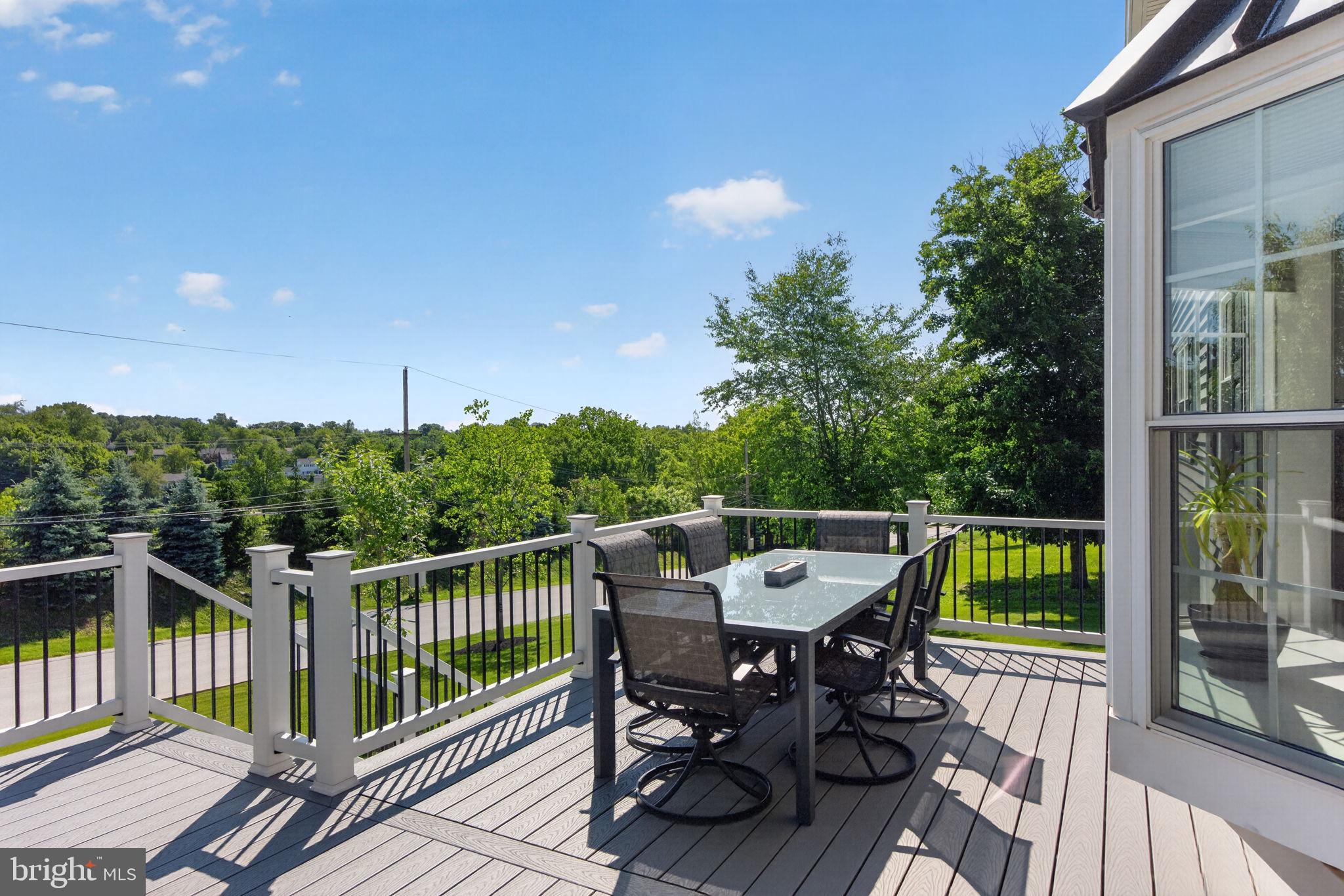 NORRITON WOODS - Residential