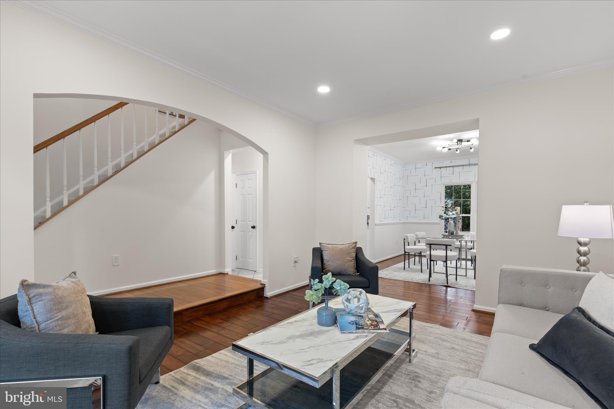 POTOMAC LAKES - Residential
