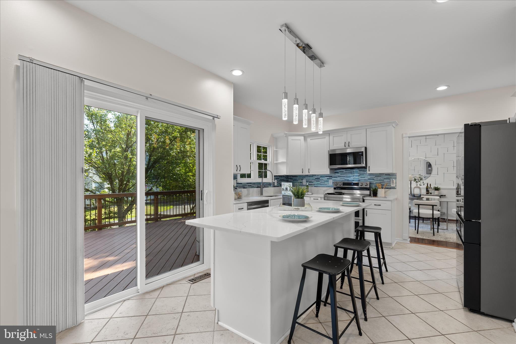 POTOMAC LAKES - Residential
