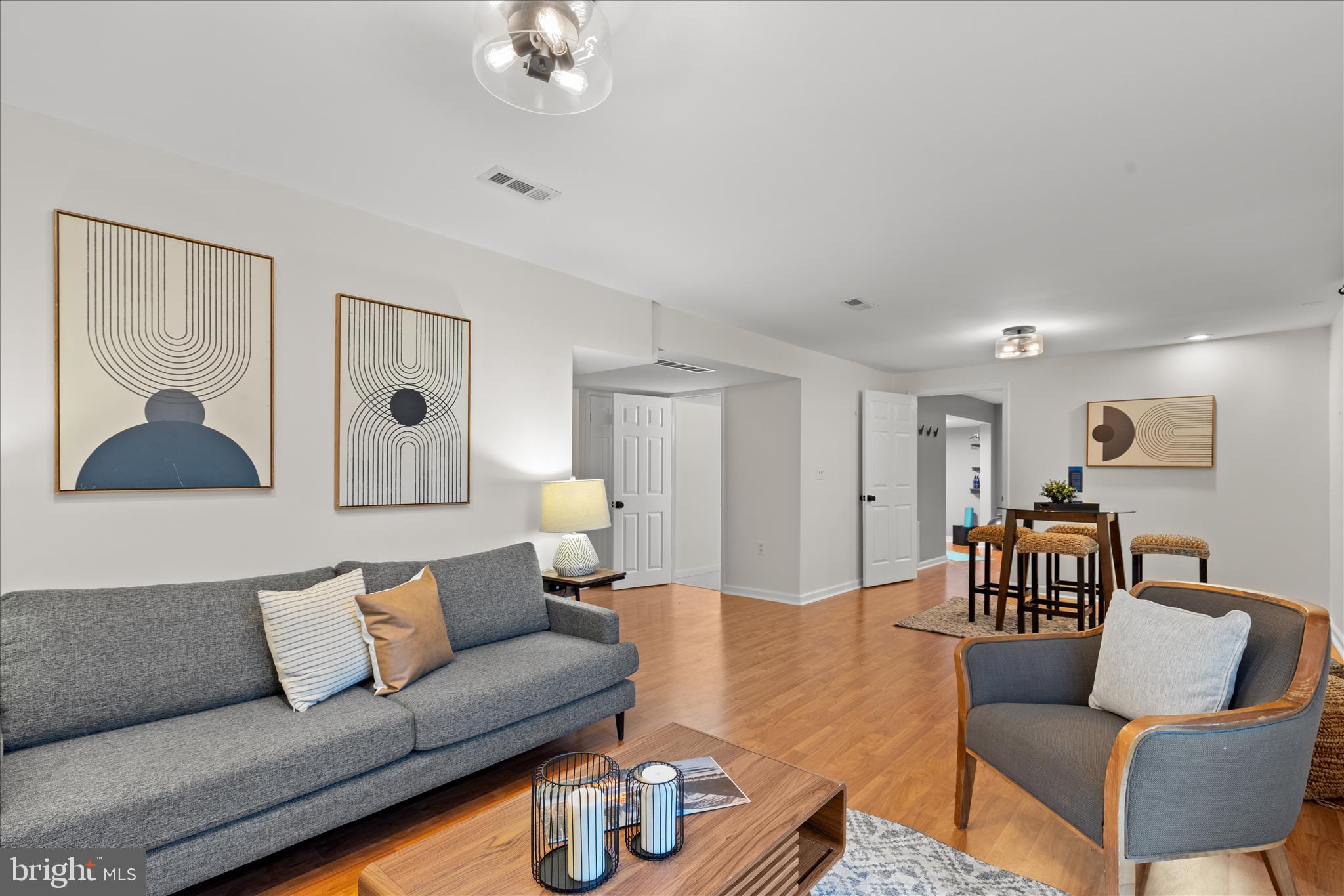 POTOMAC LAKES - Residential