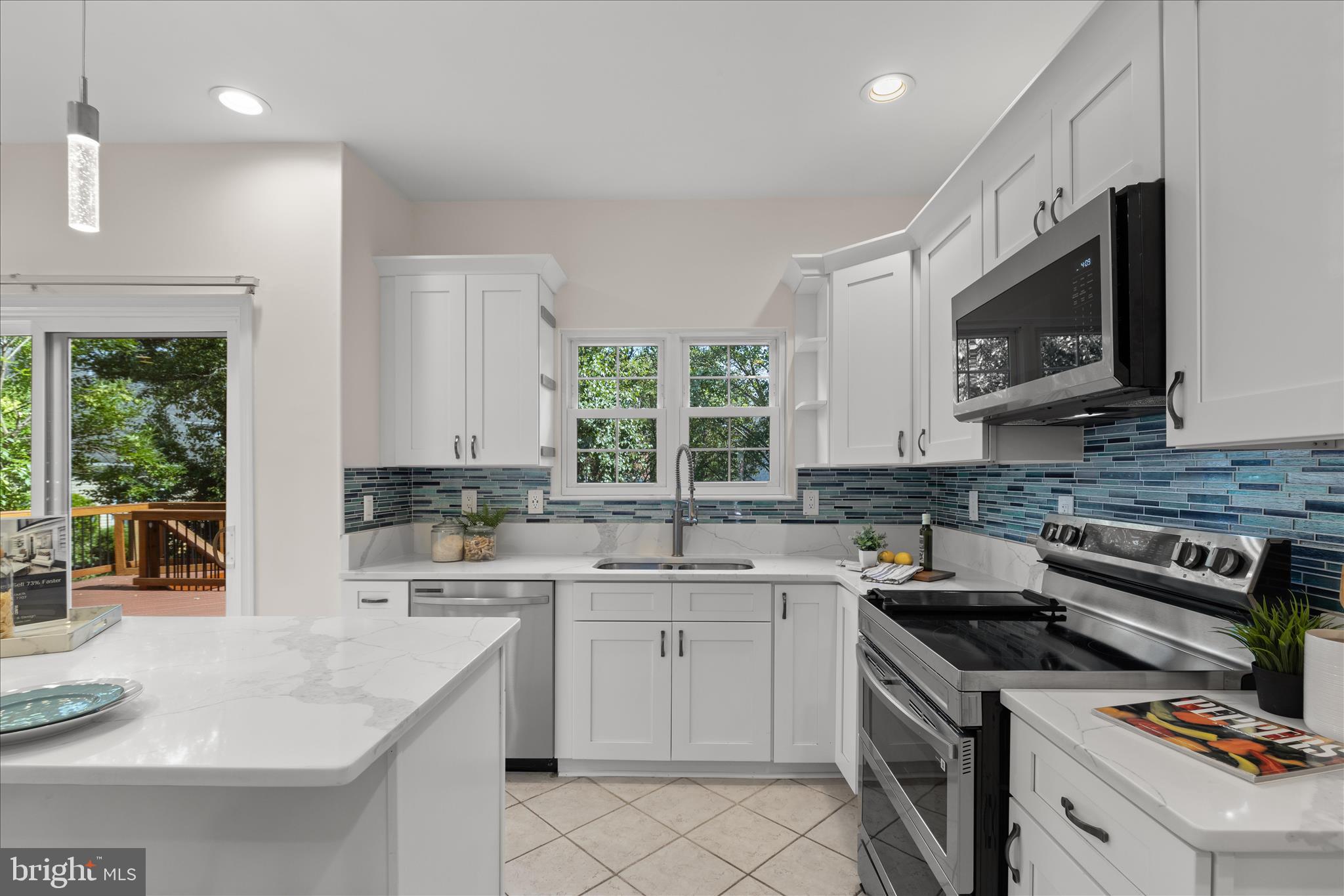POTOMAC LAKES - Residential