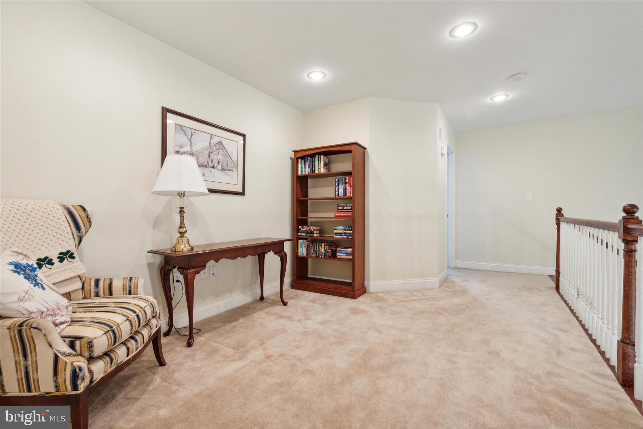 THE WOODS AT ROCK RAYMOND - Residential