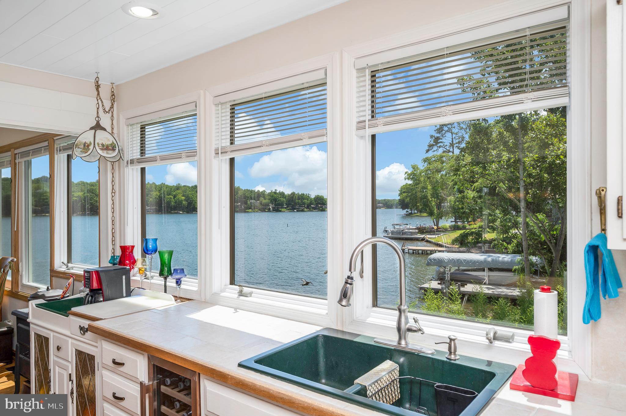 LAKE OF THE WOODS - Residential