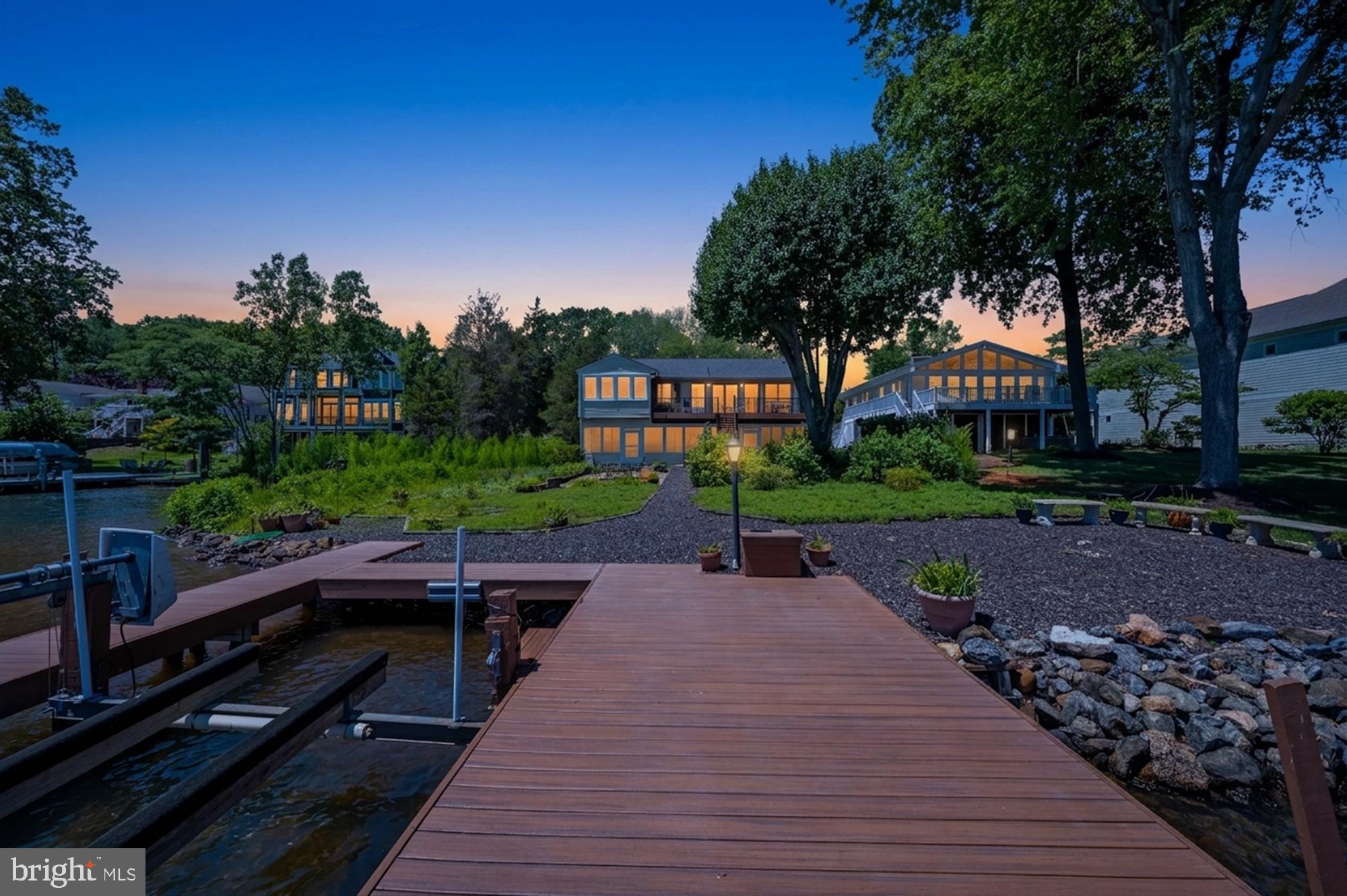 LAKE OF THE WOODS - Residential