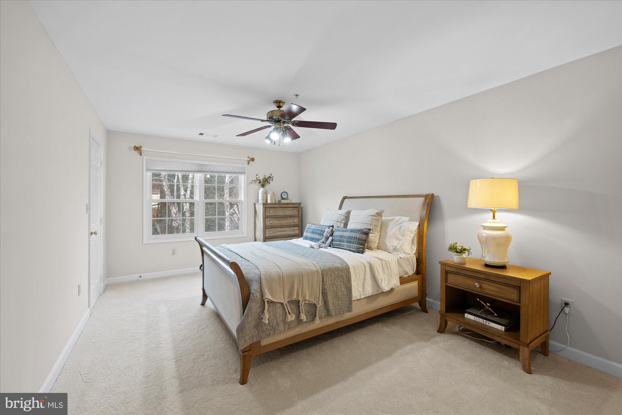 RIVER FALLS - Residential