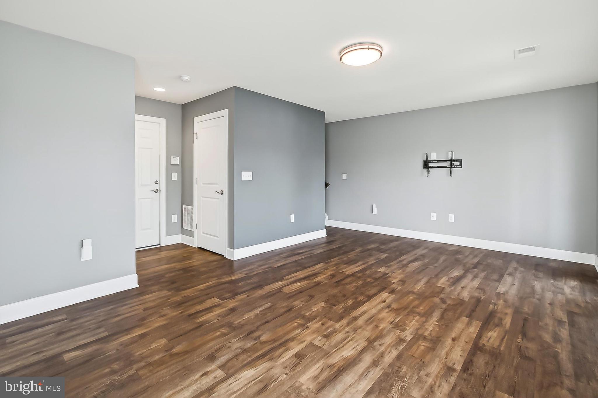 HEATHCOTE COMMONS - Residential
