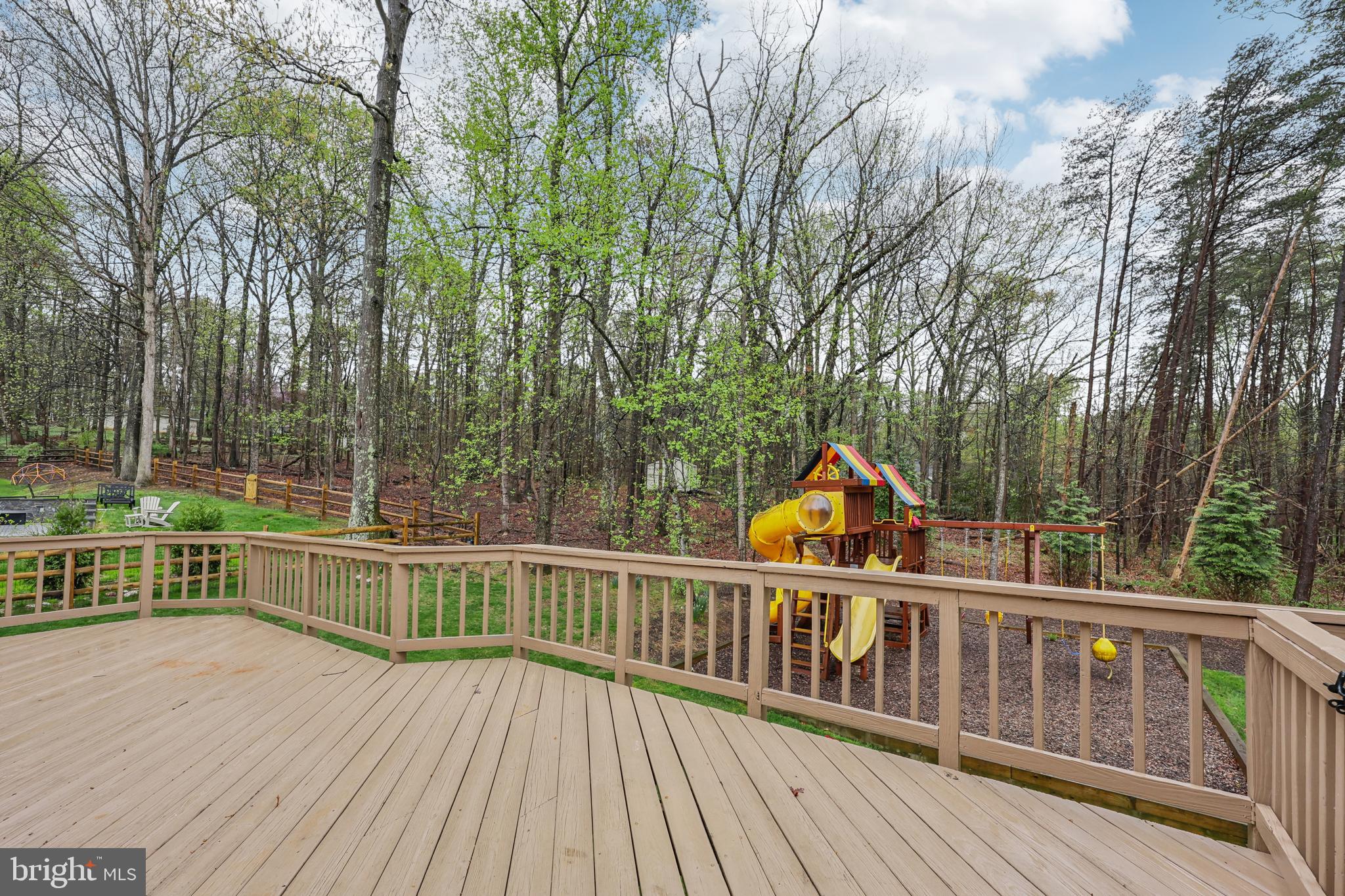 OAKTON MILL ESTATES - Residential Lease