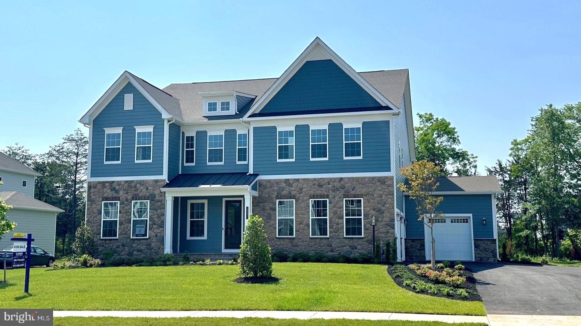 VIRGINIA CROSSING - Residential