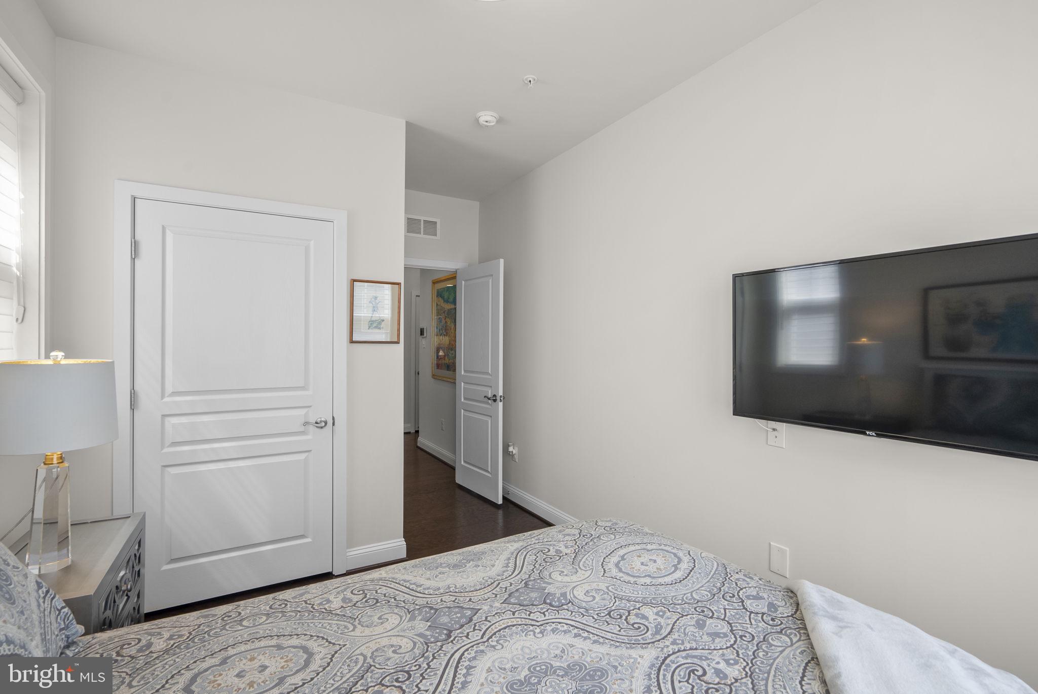 REGENCY AT TWO RIVERS - Residential