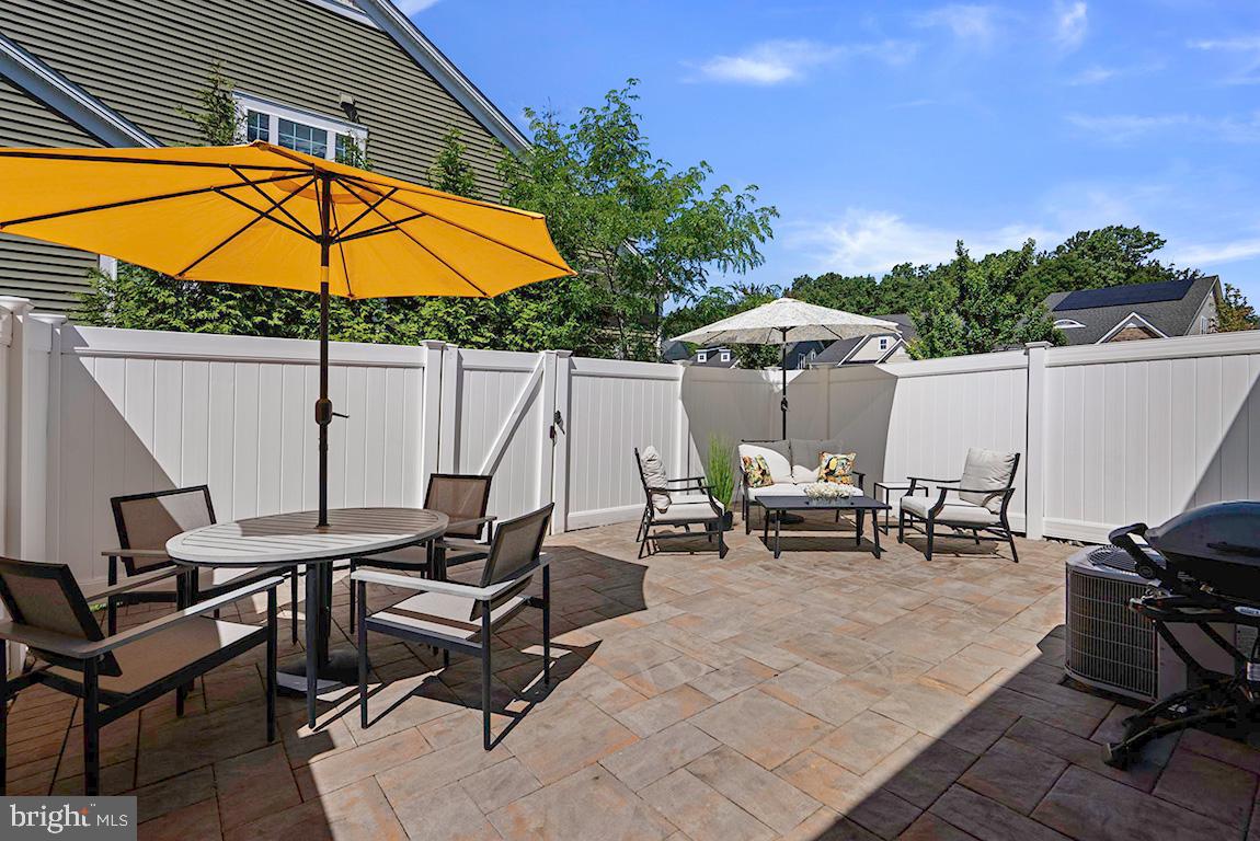 REGENCY AT TWO RIVERS - Residential
