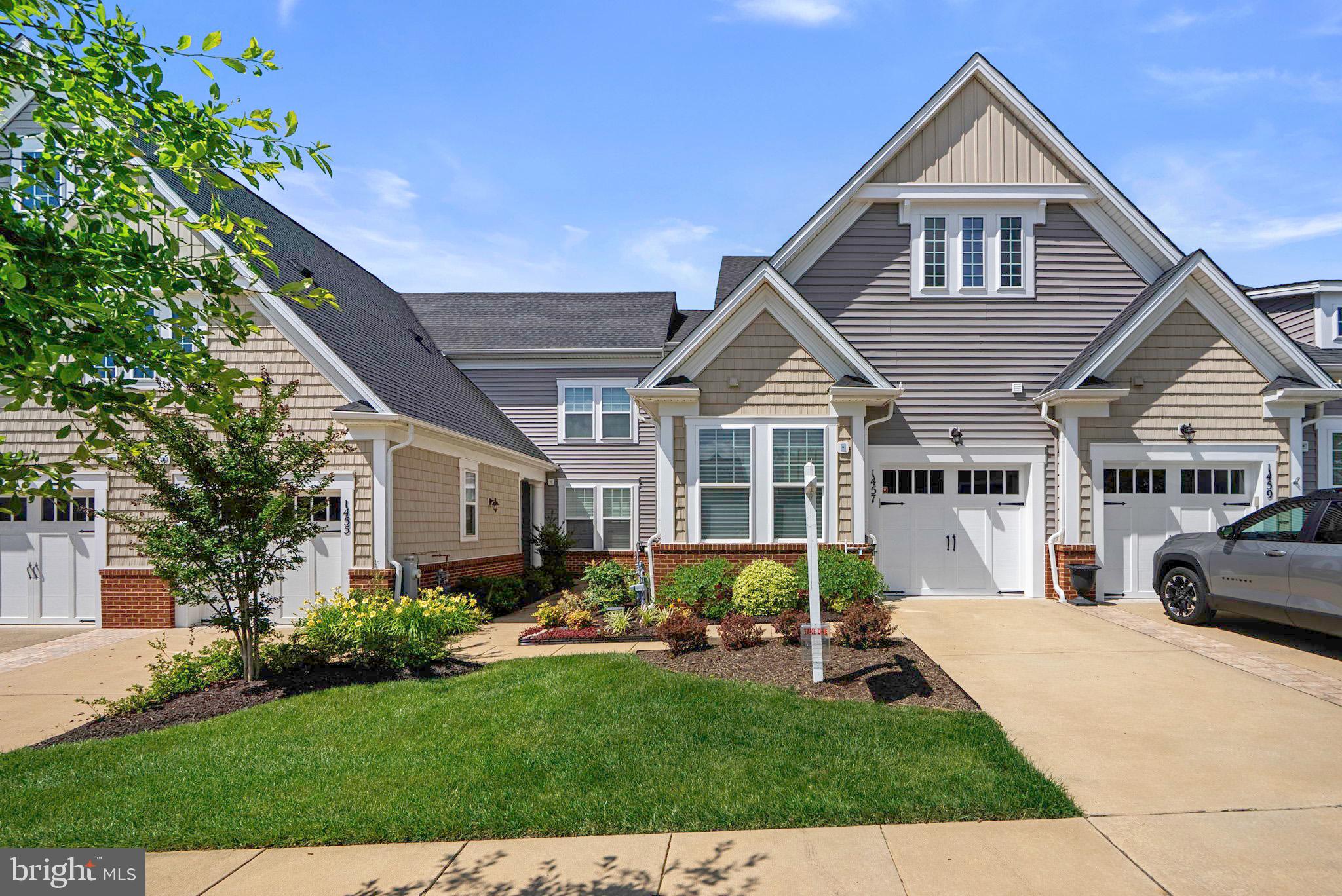REGENCY AT TWO RIVERS - Residential