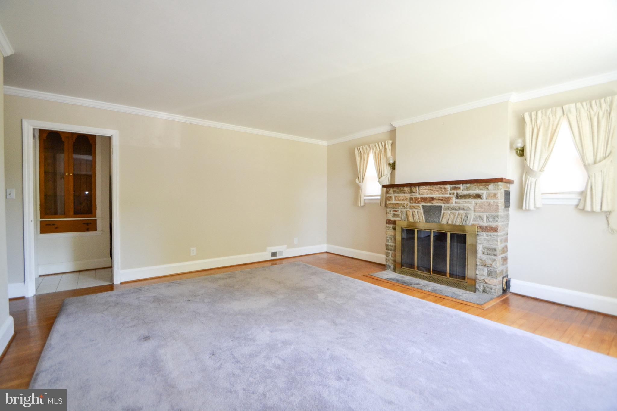 HILLENDALE PARK - Residential