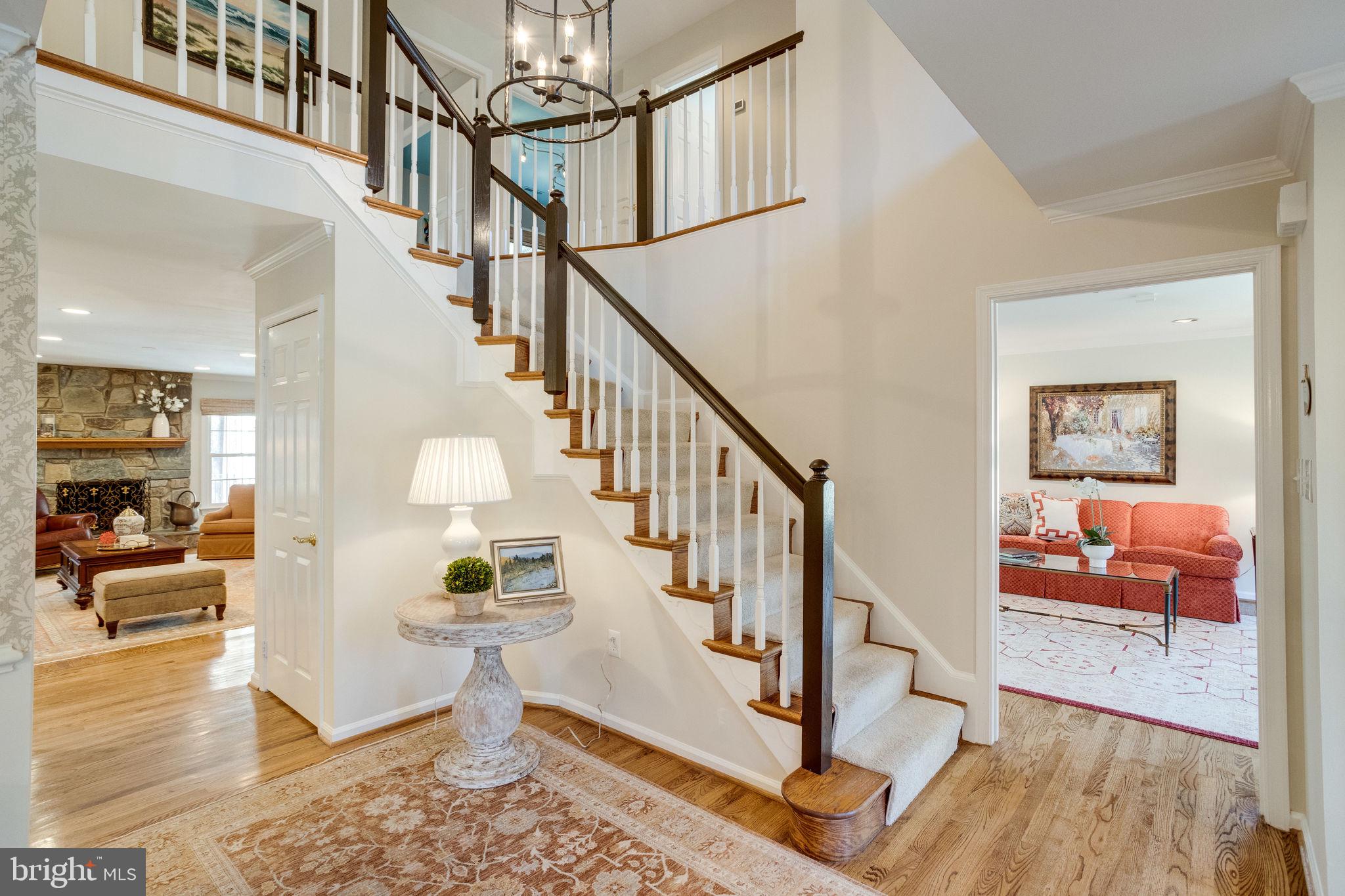LANGLEY OAKS - Residential