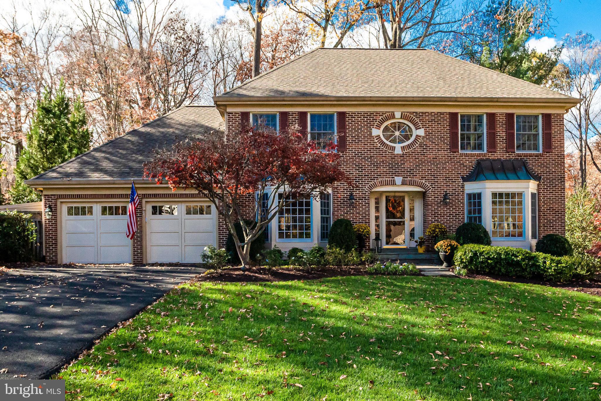 LANGLEY OAKS - Residential