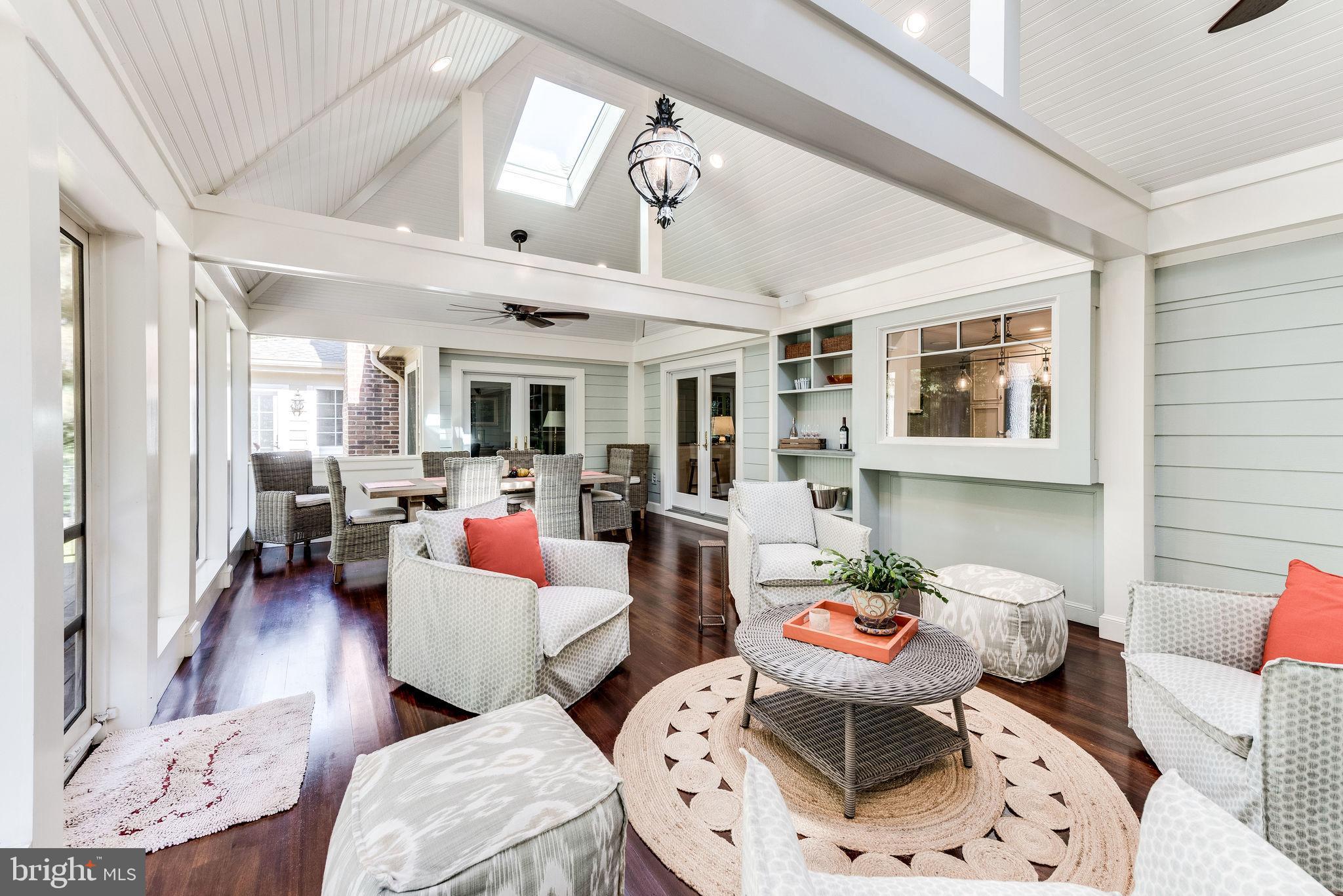 LANGLEY OAKS - Residential