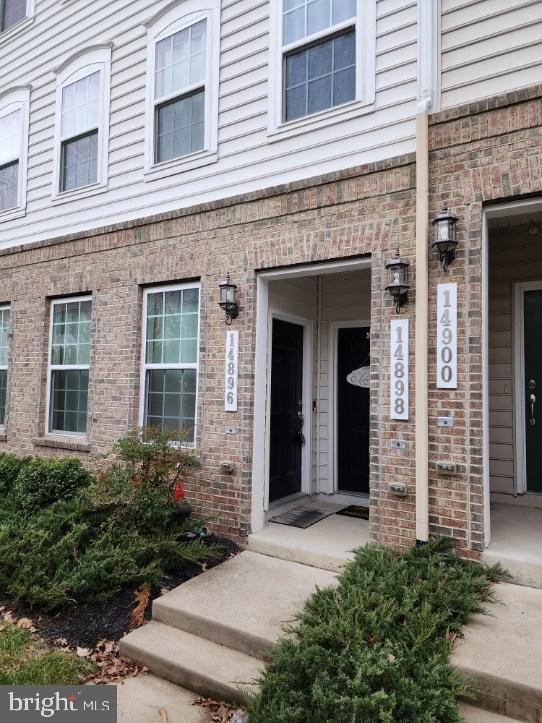 CHESTERFIELD A CONDOMINIUM - Residential Lease