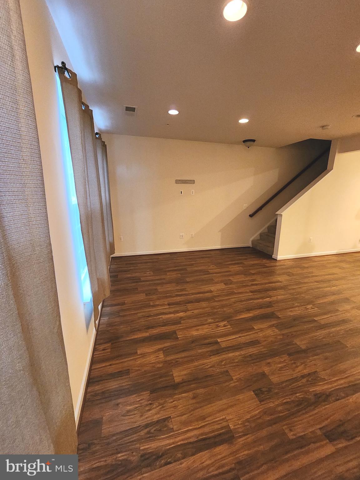 CHESTERFIELD A CONDOMINIUM - Residential Lease