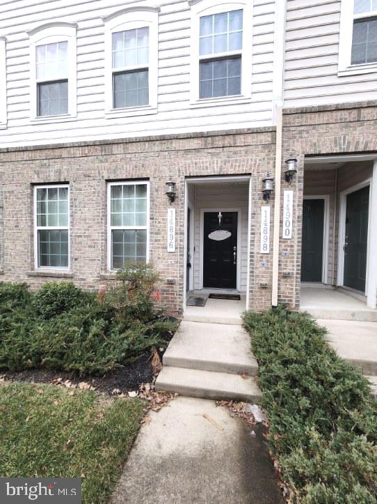 CHESTERFIELD A CONDOMINIUM - Residential Lease