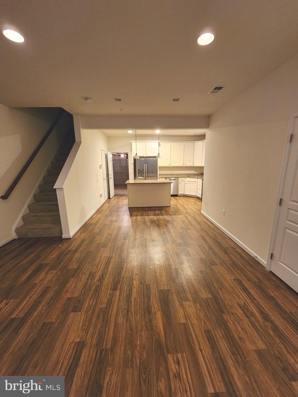 CHESTERFIELD A CONDOMINIUM - Residential Lease