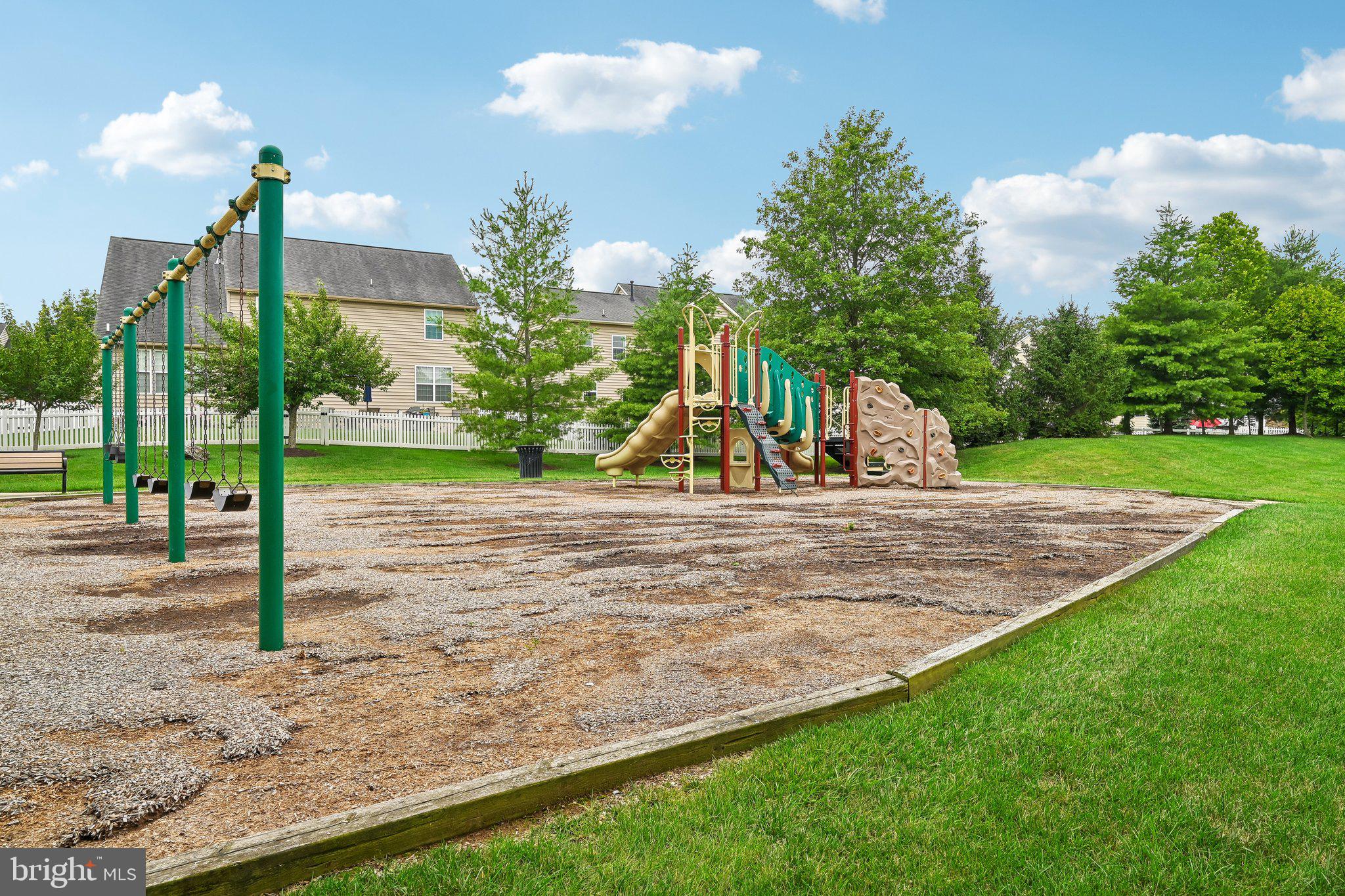 LINTON AT BALLENGER - Residential