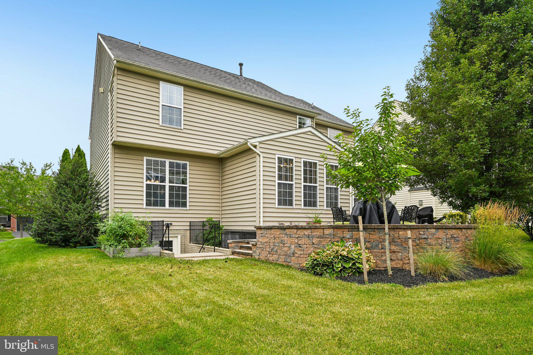 LINTON AT BALLENGER - Residential