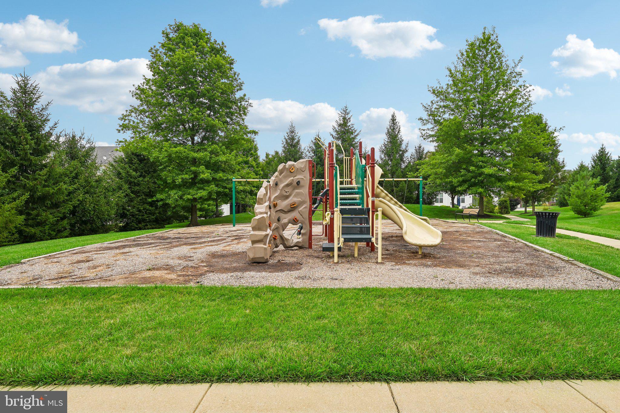 LINTON AT BALLENGER - Residential