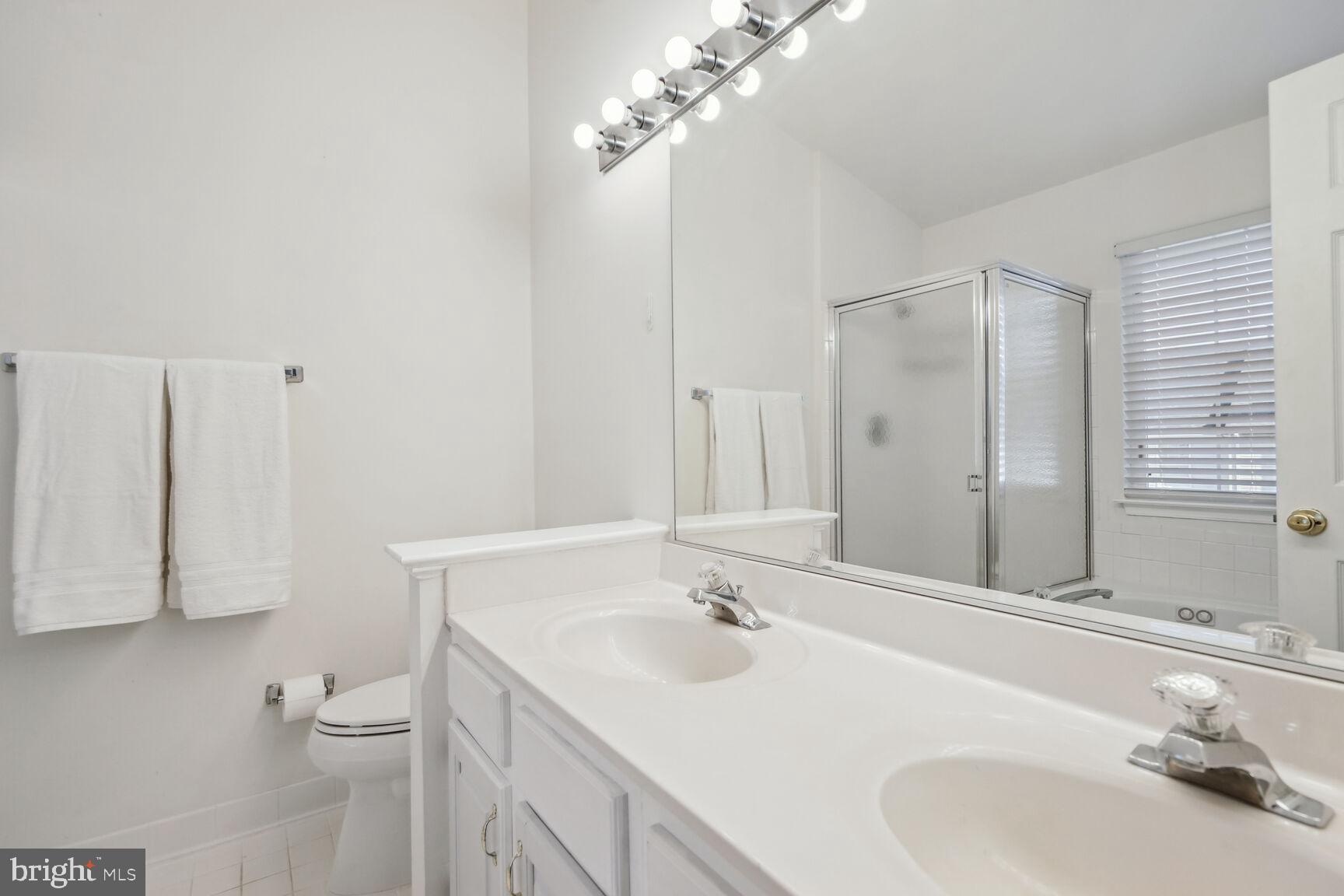 KINGSTOWNE - Residential