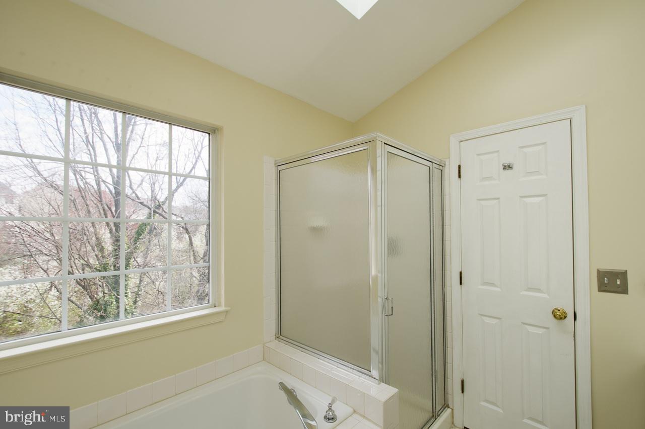 KINGSTOWNE - Residential