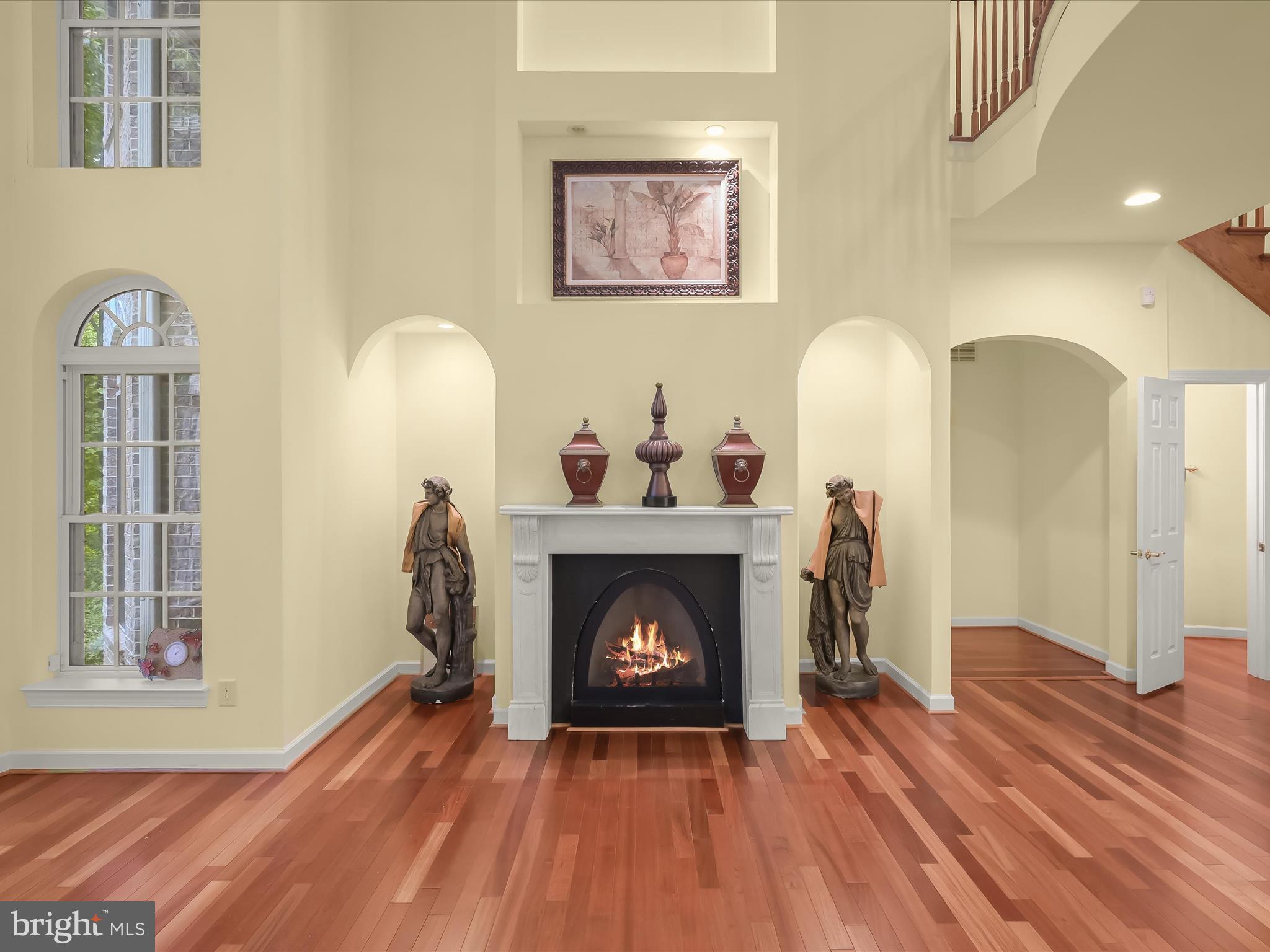 MEADOWOOD - Residential