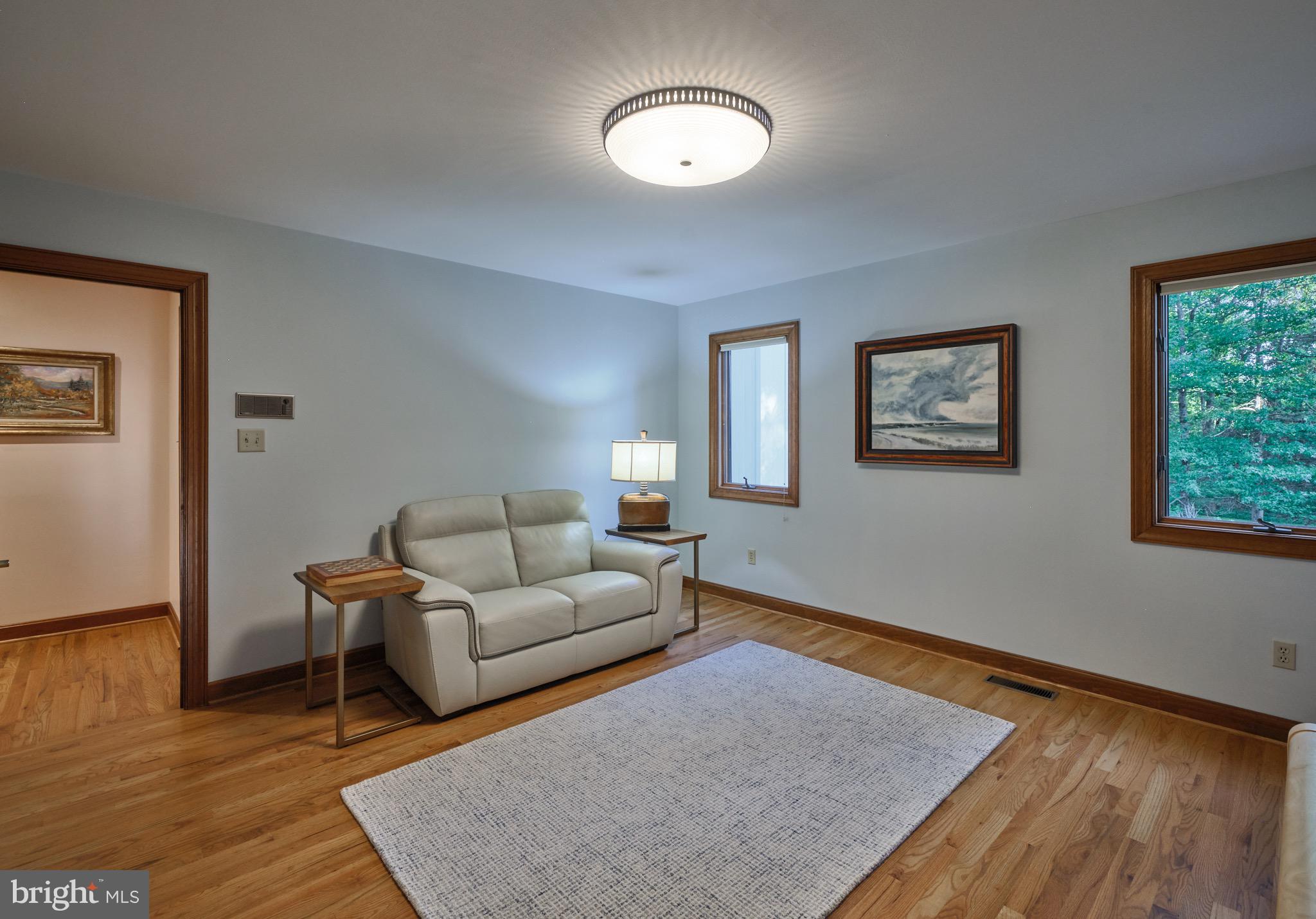 NON AVAILABLE - Residential