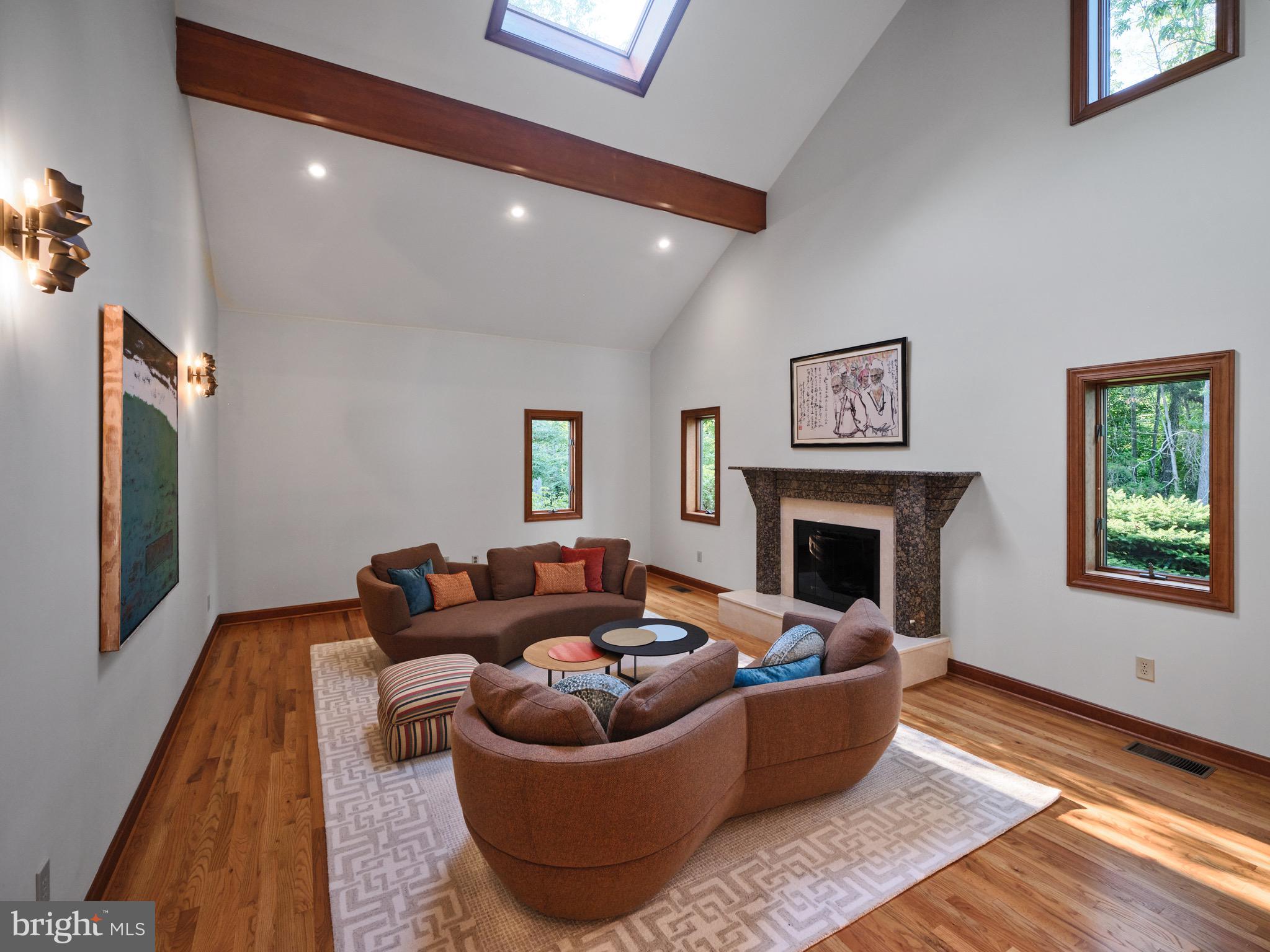 NON AVAILABLE - Residential