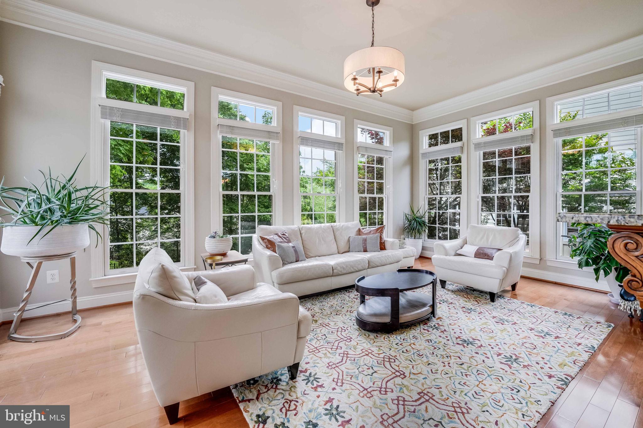 LANSDOWNE - Residential