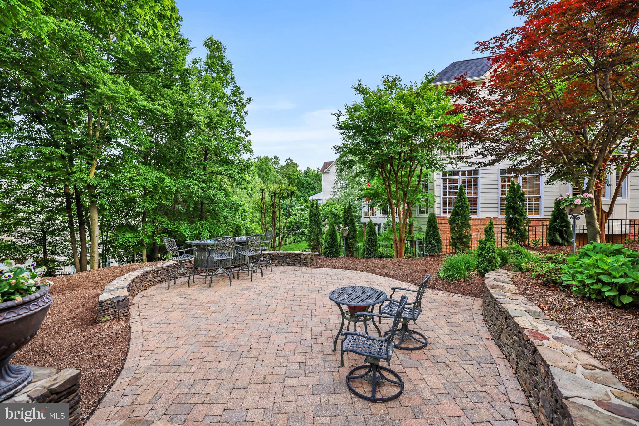LANSDOWNE - Residential