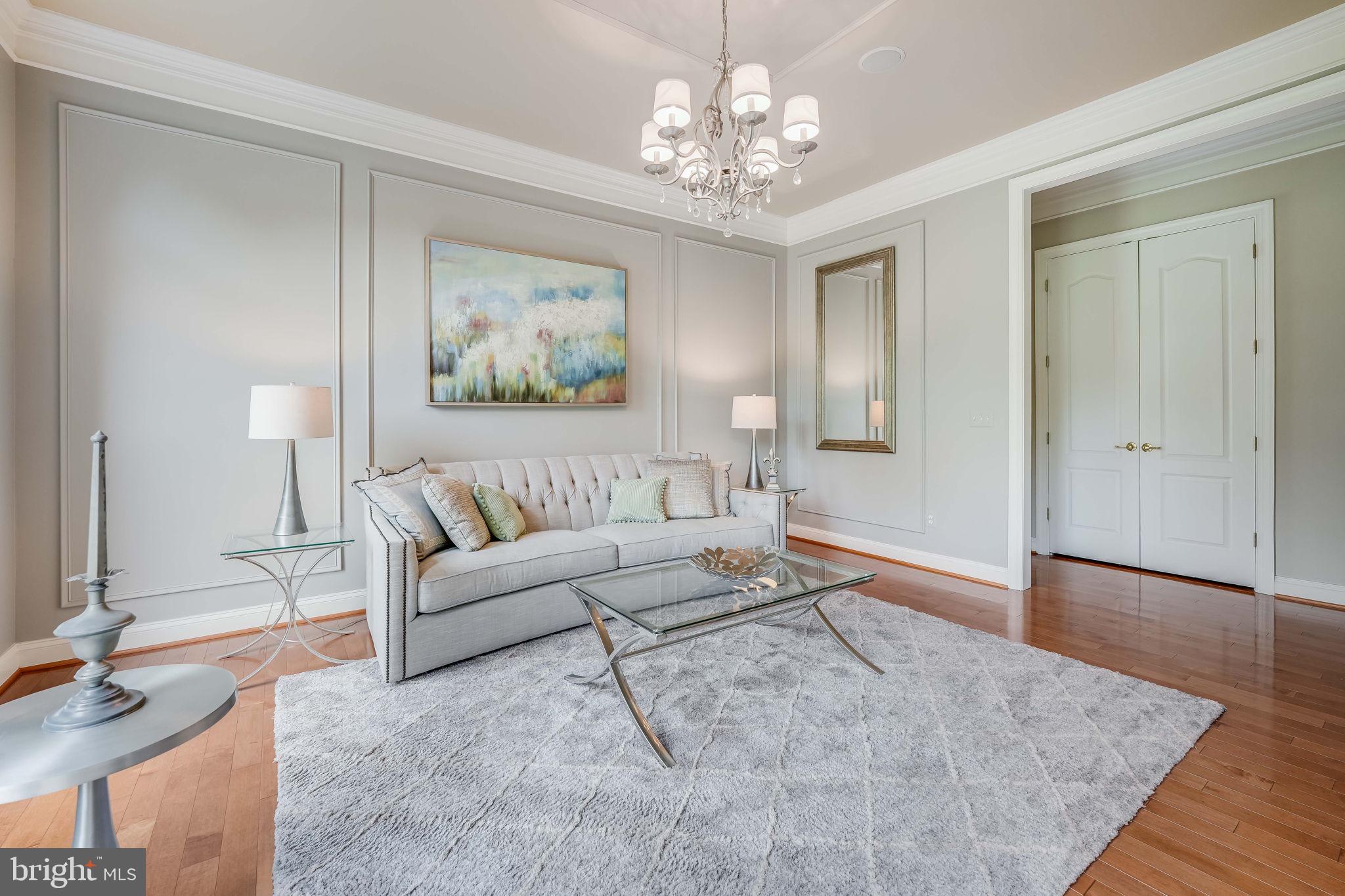 LANSDOWNE - Residential