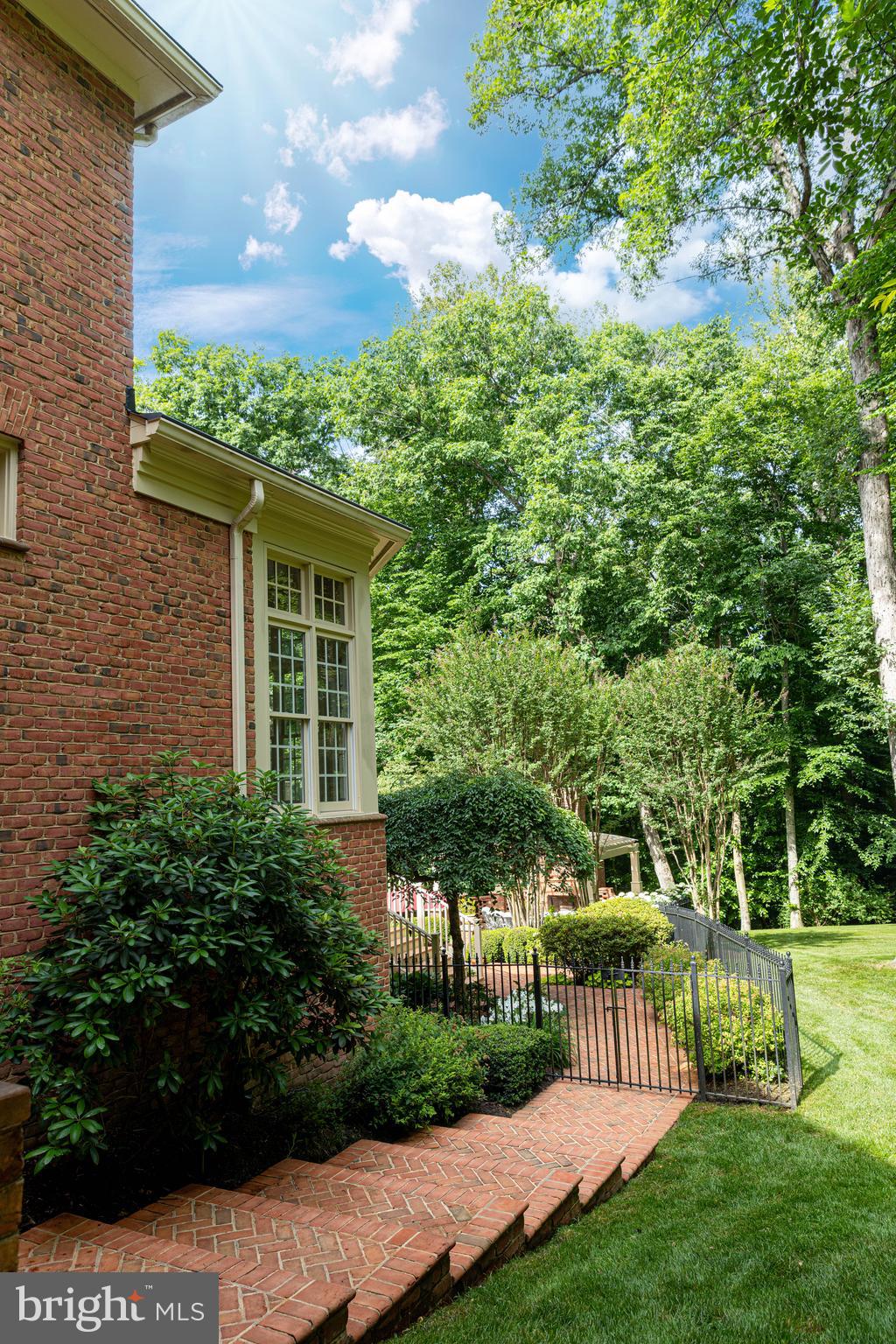 CATHEDRAL FOREST - Residential