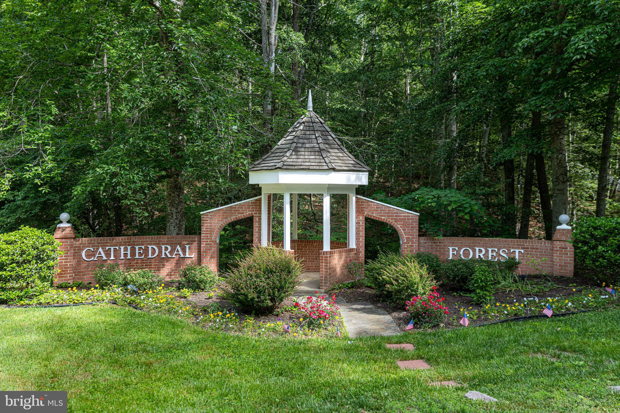 CATHEDRAL FOREST - Residential