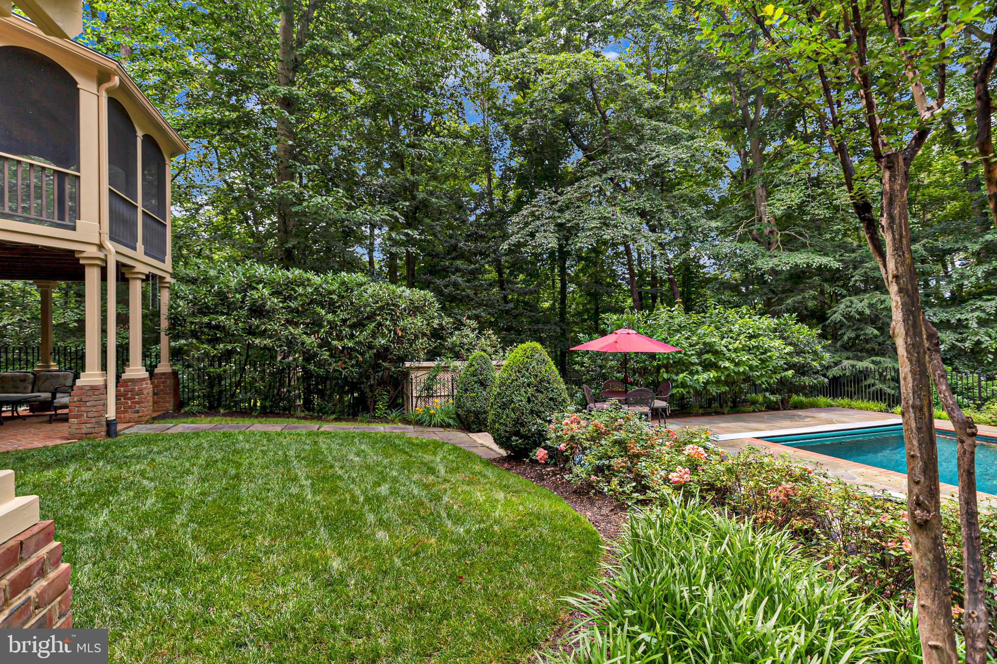 CATHEDRAL FOREST - Residential