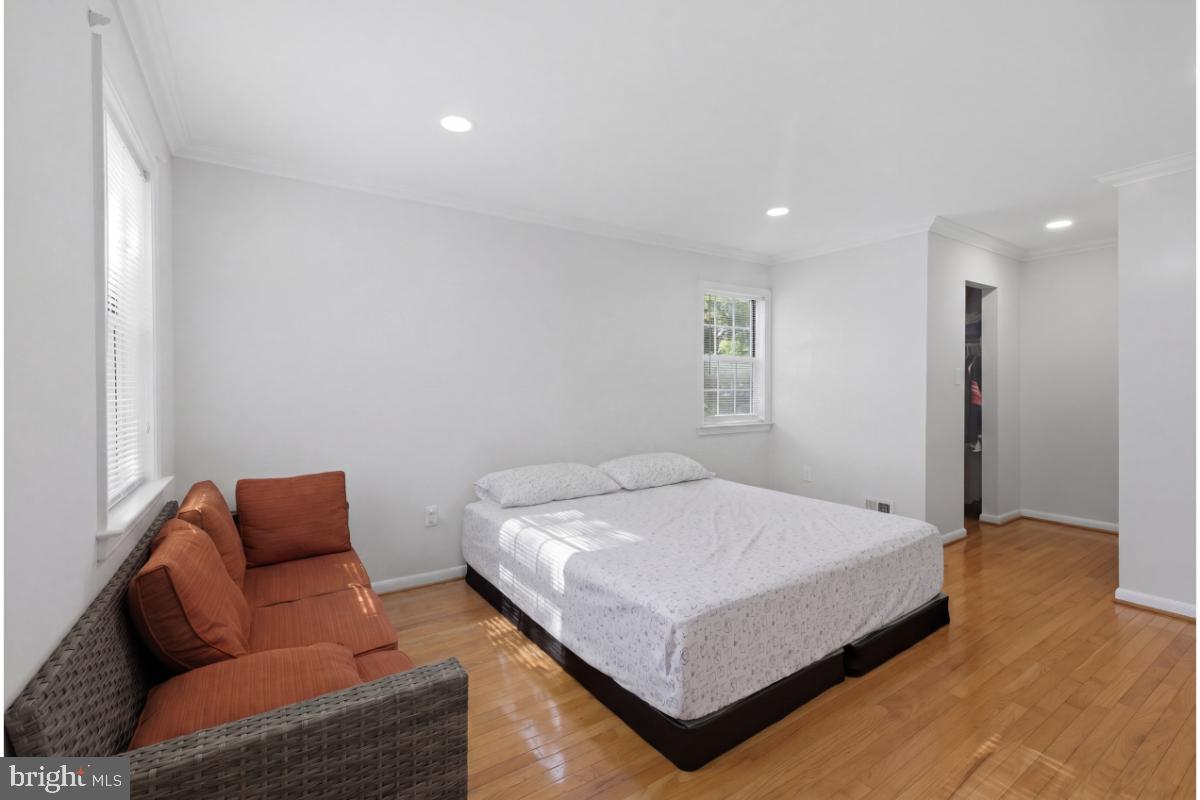 DALE CITY - Residential