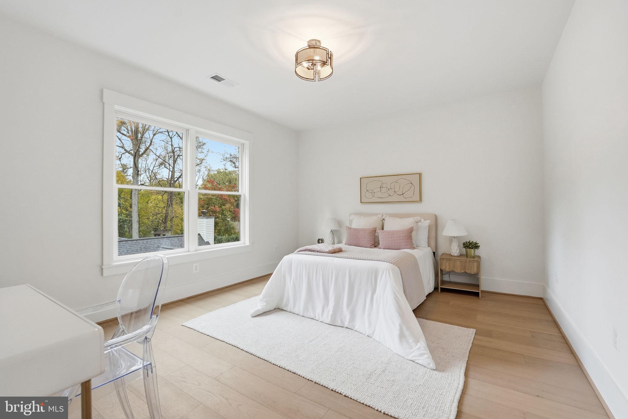 POPLAR HEIGHTS - Residential