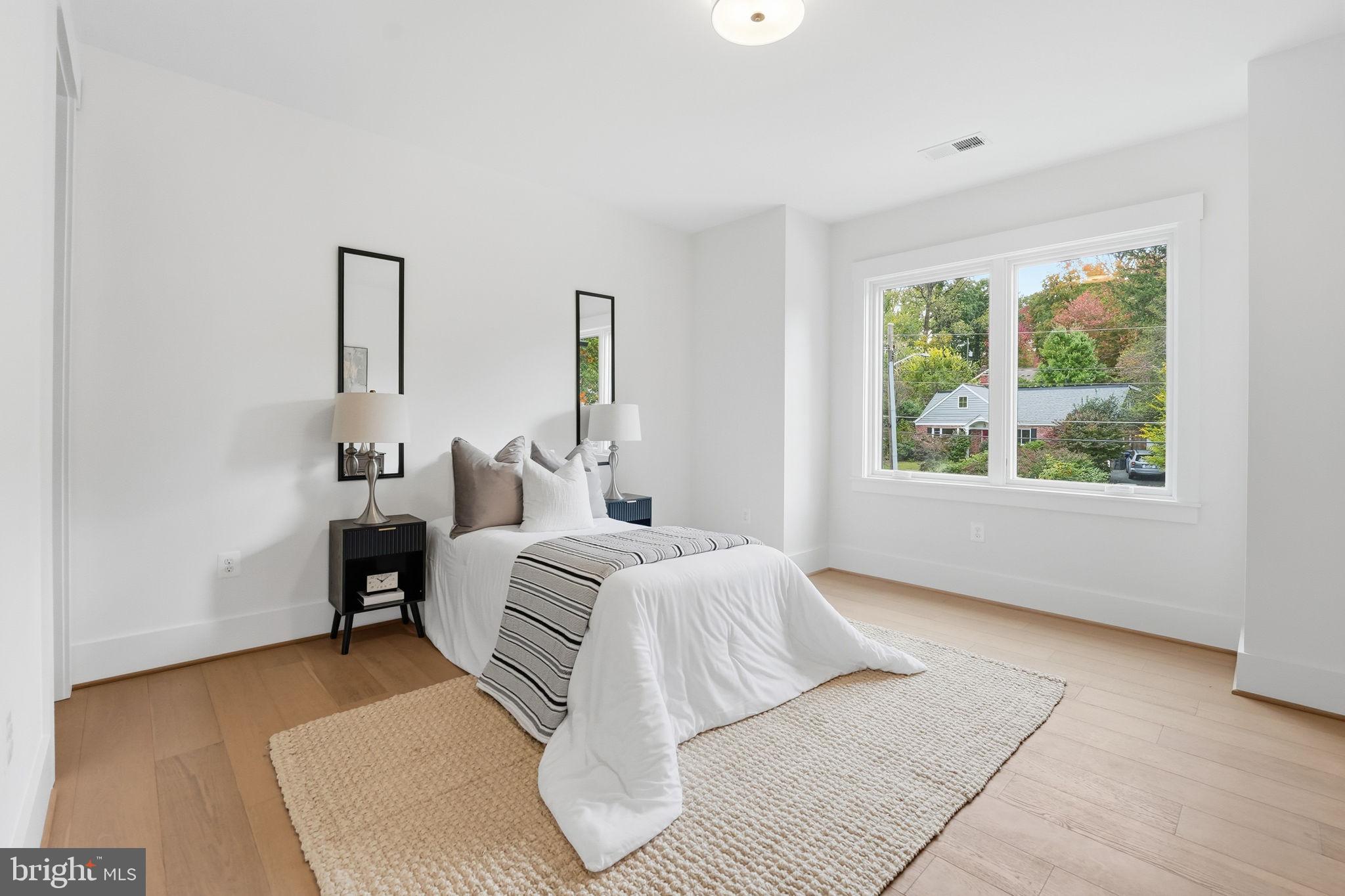 POPLAR HEIGHTS - Residential