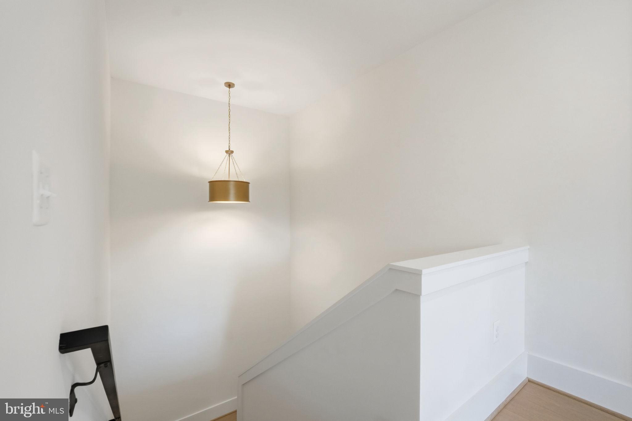 POPLAR HEIGHTS - Residential